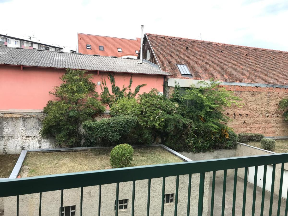 Appartement L'Oeil De Colmar Exteriör bild